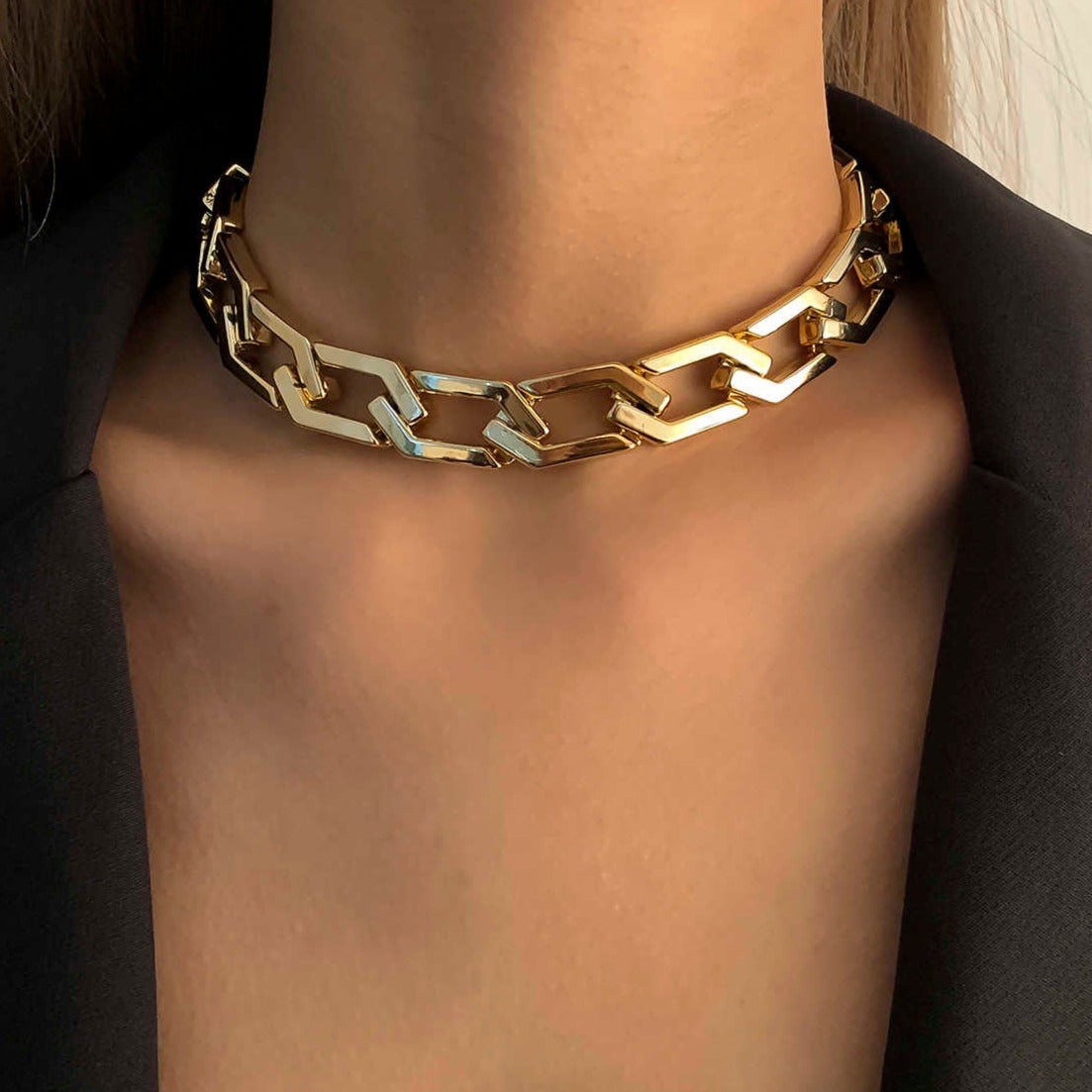 Choker Necklace - Gold
